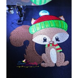 Woodland Christmas Squirrel Embroidery Design Pattern-2